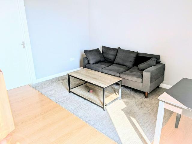 Apartment for rent in London Borough of Hounslow, Greater London