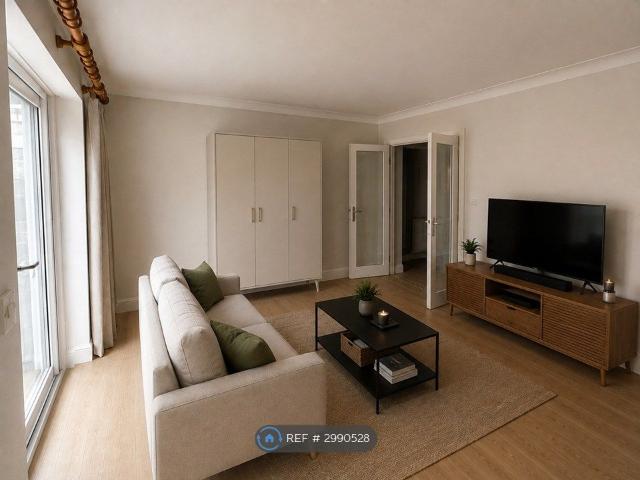 Room for rent in London Borough of Hounslow, Greater London