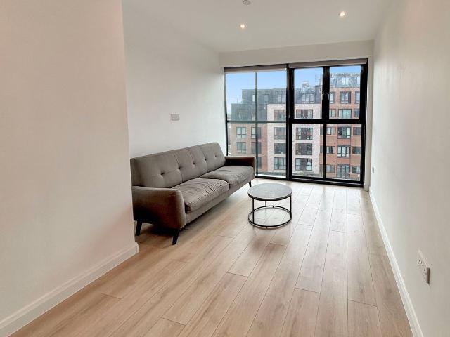 Apartment for rent in Chalvey, Slough