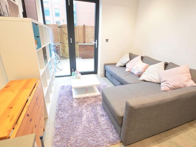Apartment for rent in Slough