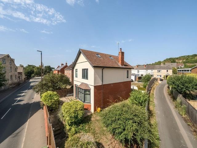House for rent in Stonehouse, School House