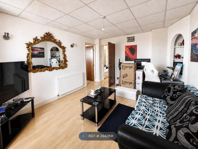 Apartment for rent in Rodbourne, Swindon