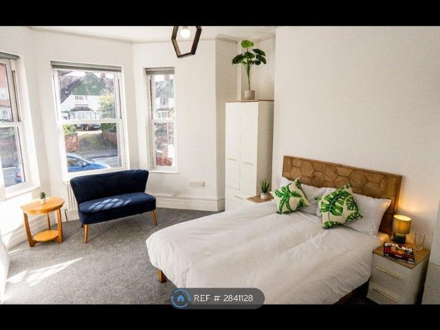 Room for rent in Diglis, Worcestershire
