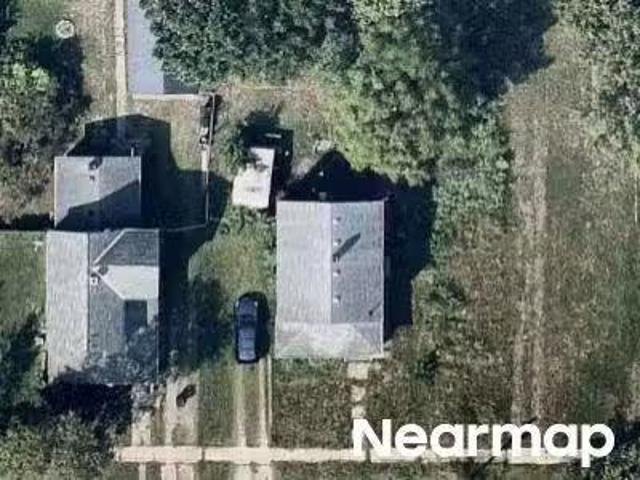 House for sale in Elyria