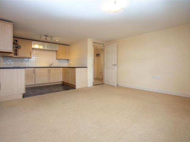 Apartment for rent in Ewens Farm, Golden Valley