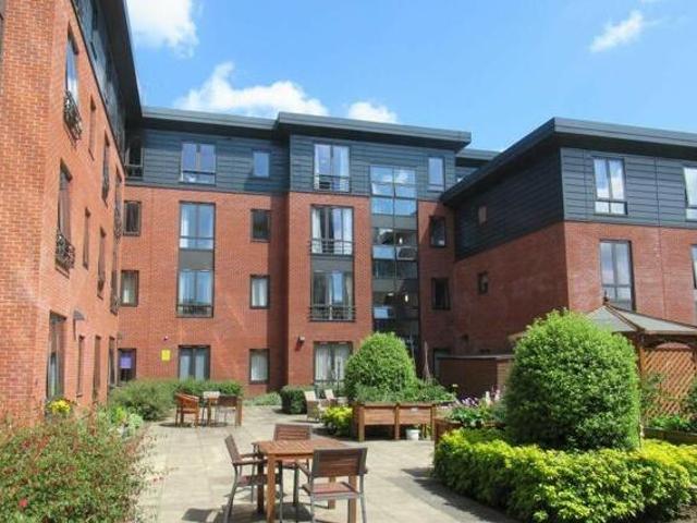 House for sale in East Midlands