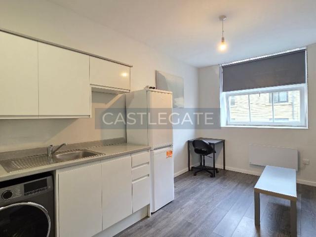 Apartment for rent in Highfields, Huddersfield