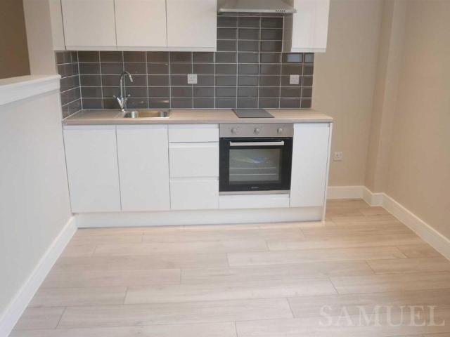 Studio for rent in West Midlands