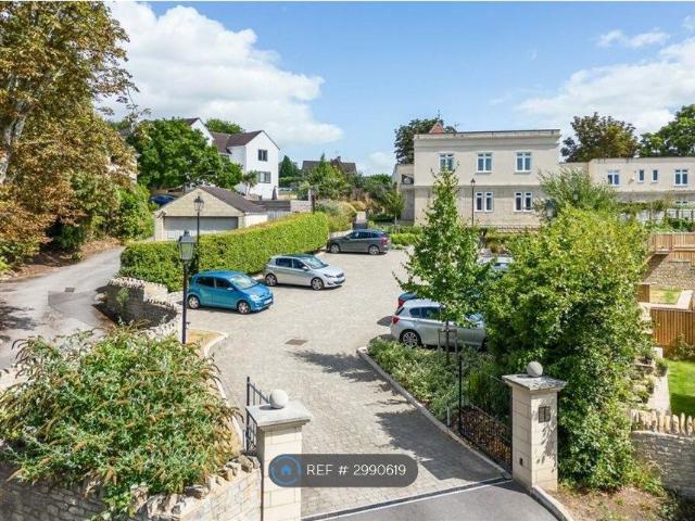 Apartment for rent in Elmhurst Estate, Batheaston