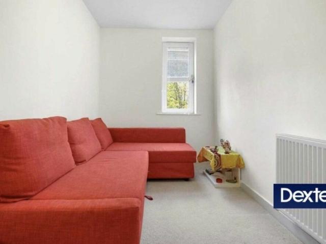 House for rent in Seven Sisters, Cat Hill