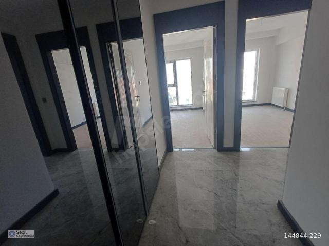 Cumhuriyet Mahallesi, Yenimahalle içerisinde satılık mülk