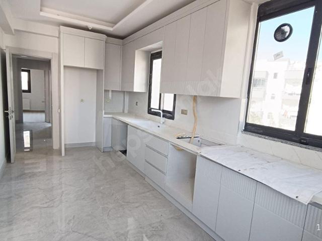 Yenişehir, Mersin içerisinde satılık mülk