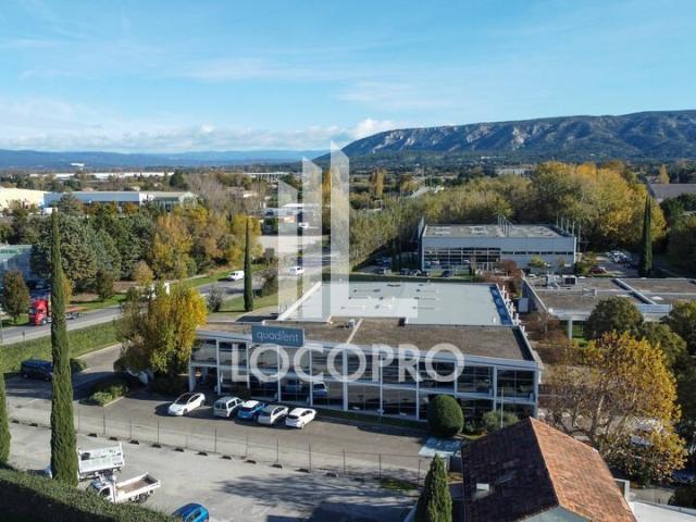 Local Commercial vente à Apt, Cavaillon