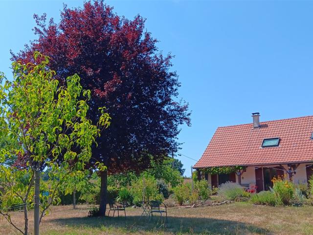 Maison vente à La Croix des Fleurs, Curgy