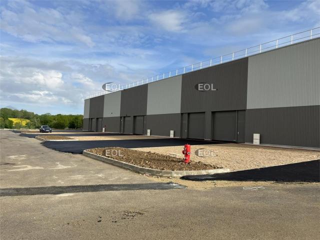Local Commercial vente à Pontoise, Marines