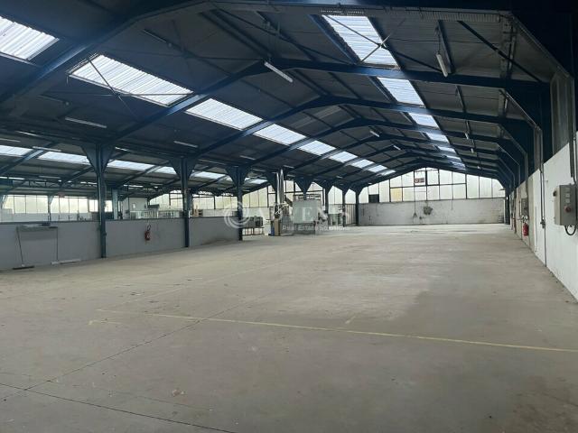 Local Commercial vente à Strasbourg, Holtzheim