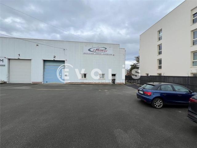 Local Commercial vente à Villefranche-sur-Saône, Rhône