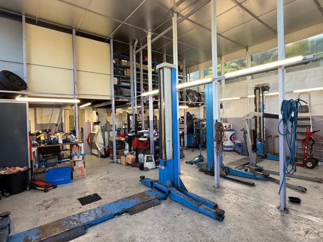 Local Commercial vente à Versailles, Fontenay-le-fleury