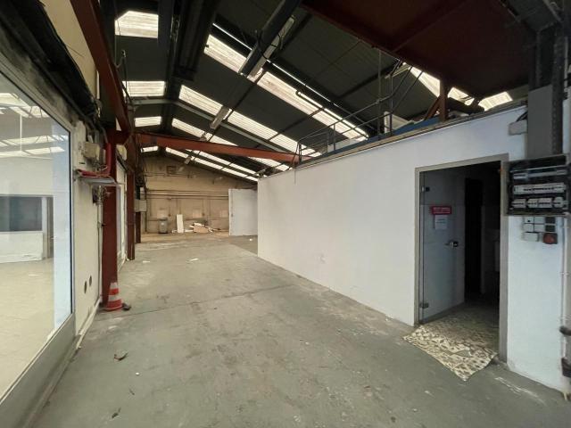 Local Commercial vente à Boulogne-Billancourt, Issy-les-moulineaux