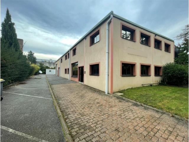Local Commercial vente à Versailles, Jouy-en-josas