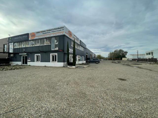 Local Commercial vente à Bordeaux, Latresne