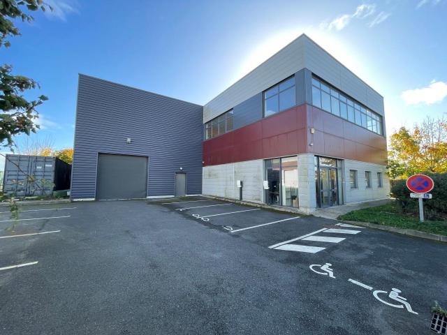 Local Commercial vente à Rambouillet, Méré