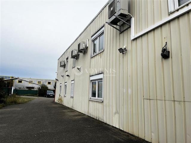 Local Commercial vente à Strasbourg, Souffelweyersheim