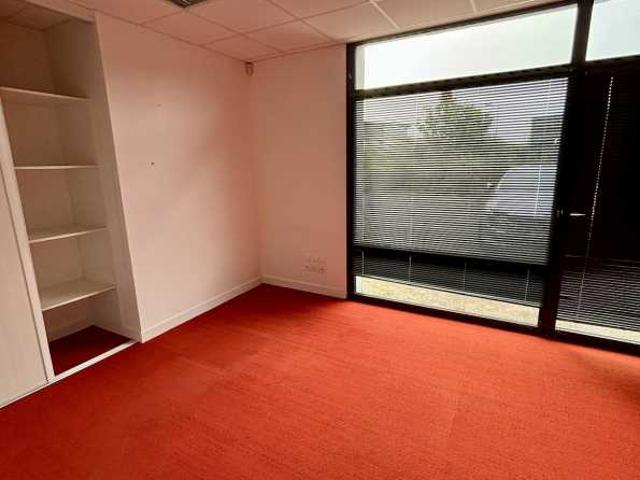 Local Commercial vente à Guingamp, Bretagne