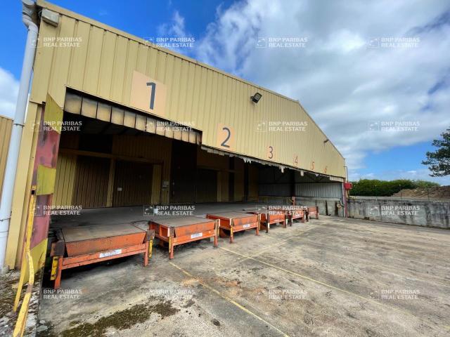 Local Commercial vente à Rambouillet, Thiverval-grignon