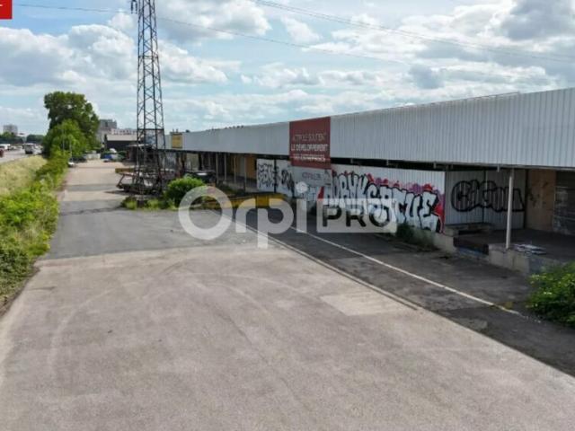 Local Commercial vente à Villefranche-sur-Saône, Rhône