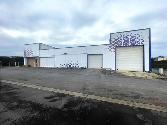 Local Commercial location à Béthune, Ruitz