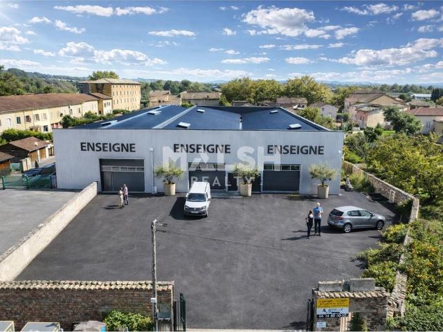 Local Commercial vente à Villefranche-sur-Saône, Rhône