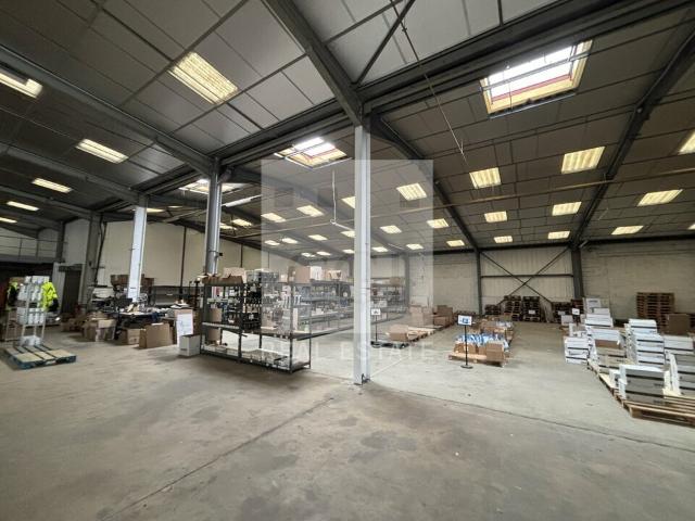Local Commercial vente à Villefranche-sur-Saône, Rhône