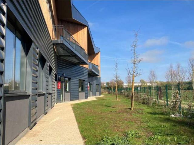 Local Commercial vente à Melun, Moissy-cramayel