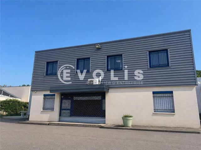 Local Commercial vente à La Tour-du-Pin, Saint-quentin-fallavier