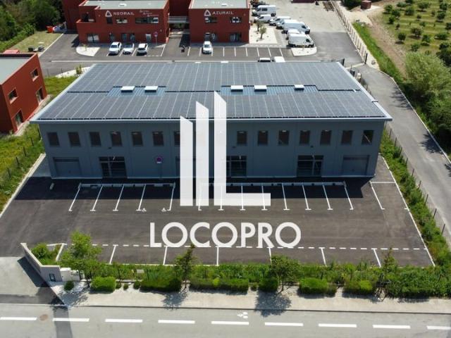 Local Commercial vente à Apt, Taillades