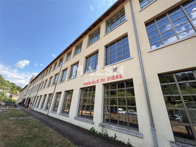 Local Commercial vente à Villefranche-sur-Saône, Rhône