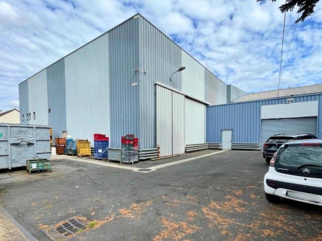 Local Commercial vente à France métropolitaine, Vaujours