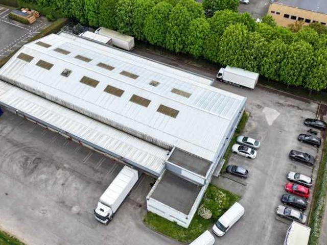 Local Commercial vente à Versailles, Trappes