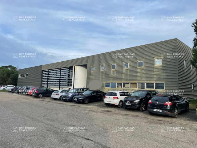 Local Commercial vente à Bordeaux, Blanquefort