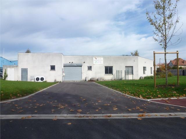 Local Commercial vente à Évry, Bondoufle