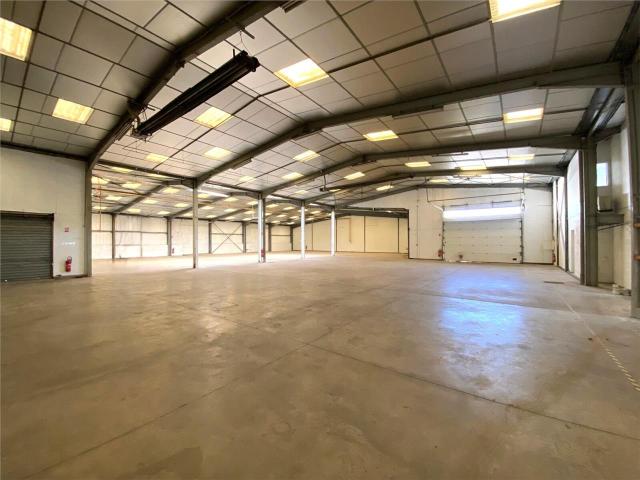 Local Commercial vente à Villefranche-sur-Saône, Rhône