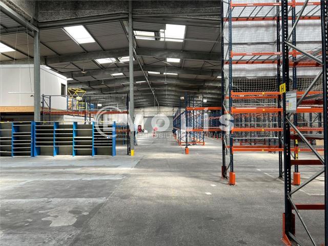 Local Commercial vente à Torcy, Croissy-beaubourg