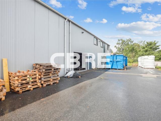 Local Commercial vente à Bourg-en-Bresse, Civrieux
