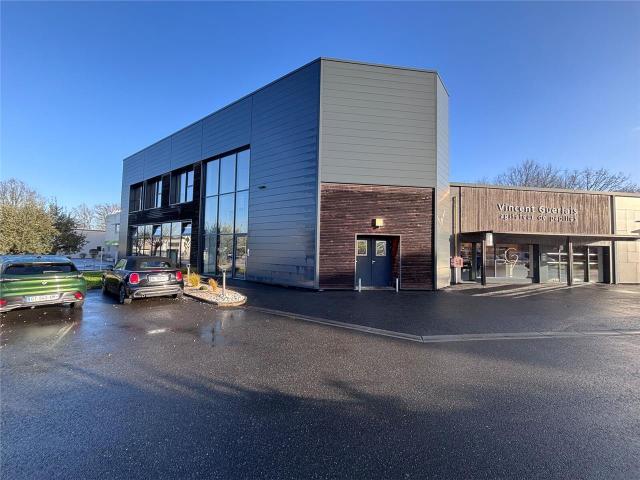 Local Commercial vente à Nantes, La Chapelle-sur-erdre