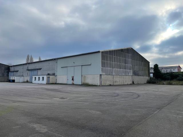 Local Commercial vente à Sainte-Lucie, Le Grand-Quevilly
