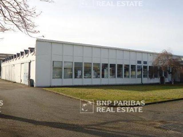 Local Commercial vente à Meyzieu