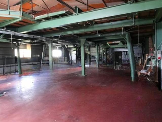 Local Commercial vente à Montbrison, Rozier-en-donzy