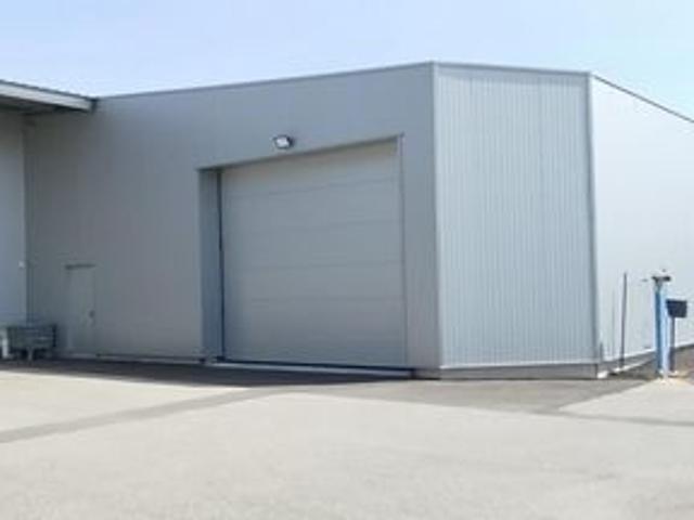 Local Commercial vente à Valence, Saint-donat-sur-l'herbasse