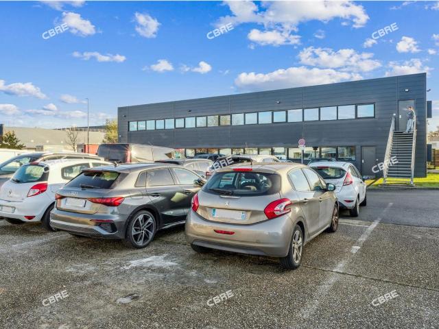 Local Commercial vente à Bordeaux, Blanquefort